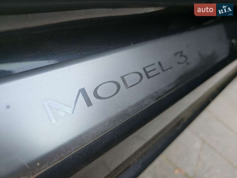 Седан Tesla Model 3 2019 в Житомирі фото 35 Седан Tesla Model 3 2019 в Житомирі