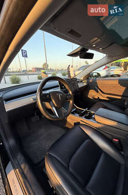 Седан Tesla Model 3 2018 в 
