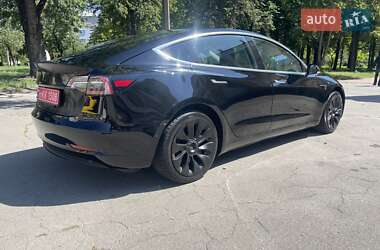 Седан Tesla Model 3 2019 в 