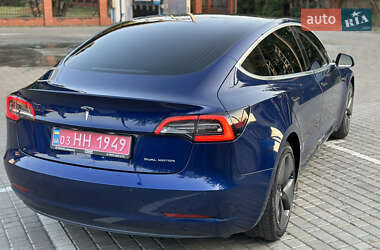 Седан Tesla Model 3 2018 в 
