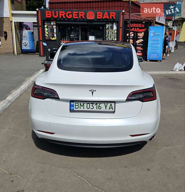 Седан Tesla Model 3 2023 в Києві