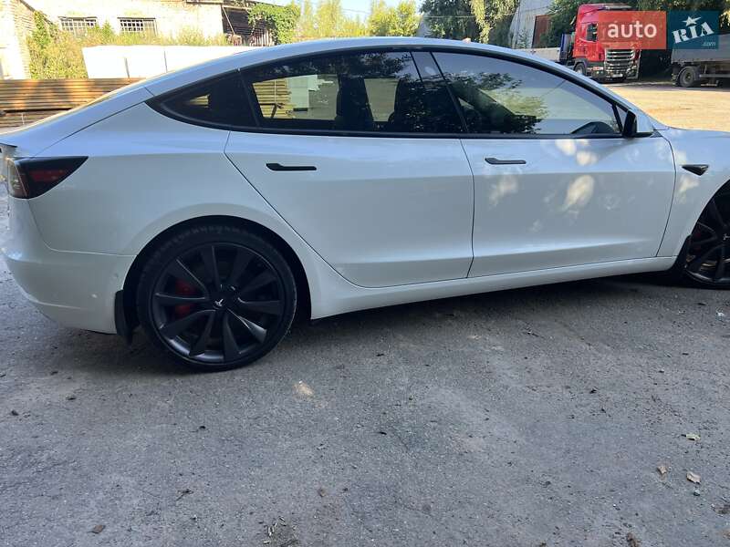 Седан Tesla Model 3 2019 в Білій Церкві