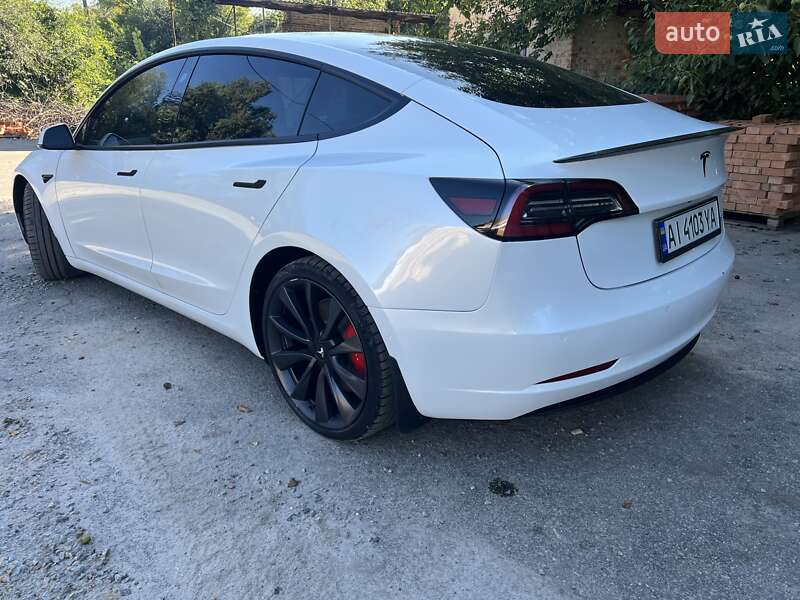 Седан Tesla Model 3 2019 в Білій Церкві