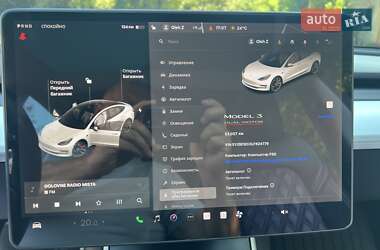 Седан Tesla Model 3 2019 в 
