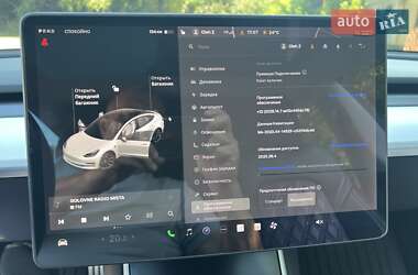 Седан Tesla Model 3 2019 в 