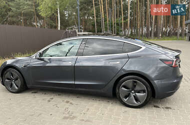 Седан Tesla Model 3 2018 в 