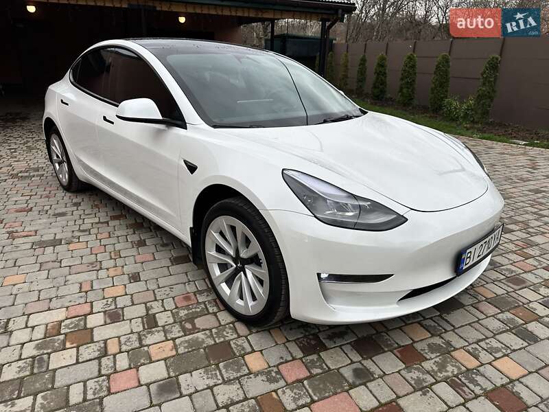 Tesla Model 3 2023