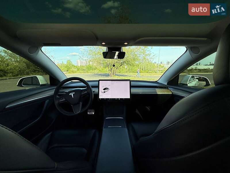 Седан Tesla Model 3 2021 в Каменском