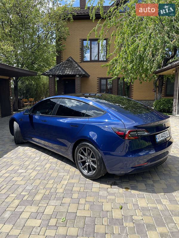 Седан Tesla Model 3 2019 в Харькове
