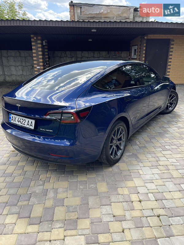 Седан Tesla Model 3 2019 в Харькове