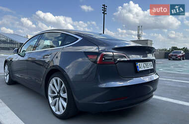 Седан Tesla Model 3 2018 в 