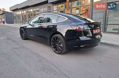 Седан Tesla Model 3 2018 в 