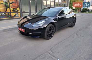 Седан Tesla Model 3 2018 в 