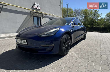 Седан Tesla Model 3 2018 в 