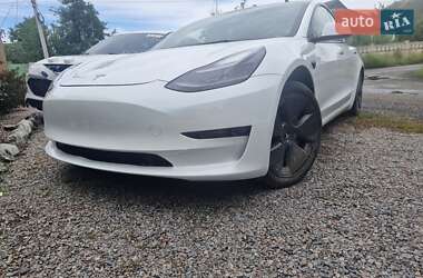 Седан Tesla Model 3 2022 в Кременчуге