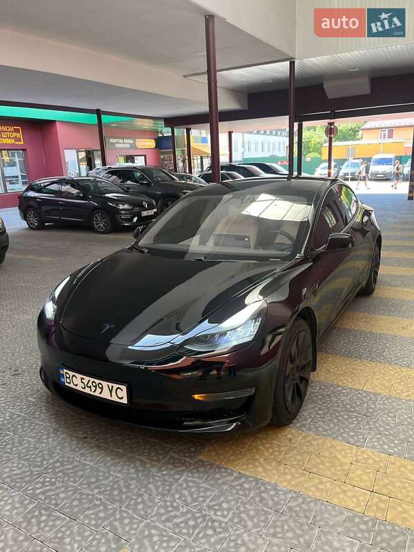 Седан Tesla Model 3 2019 в 