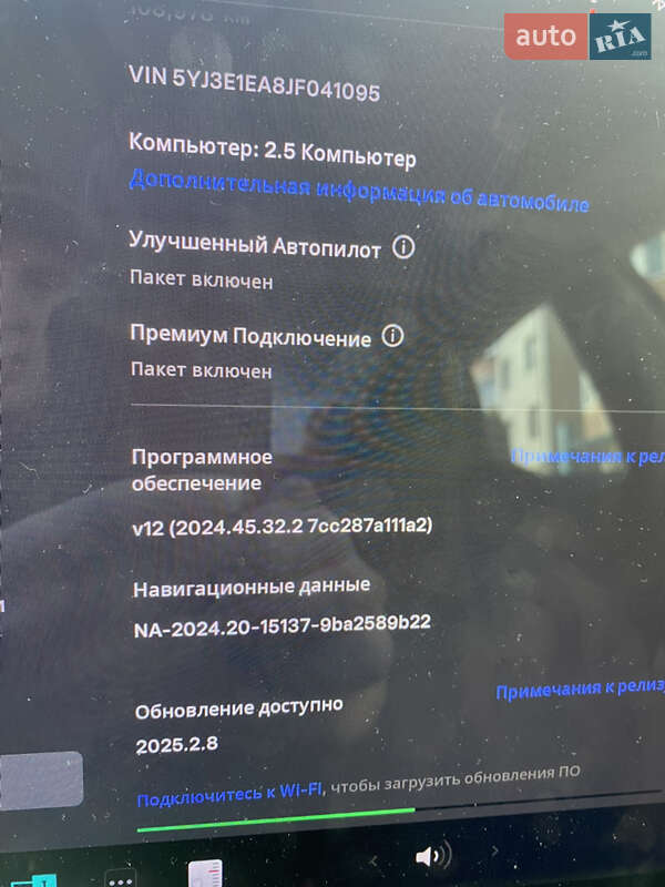Седан Tesla Model 3 2018 в Луцке