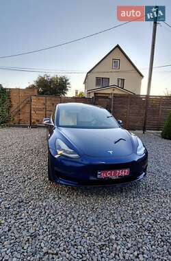 Седан Tesla Model 3 2019 в 