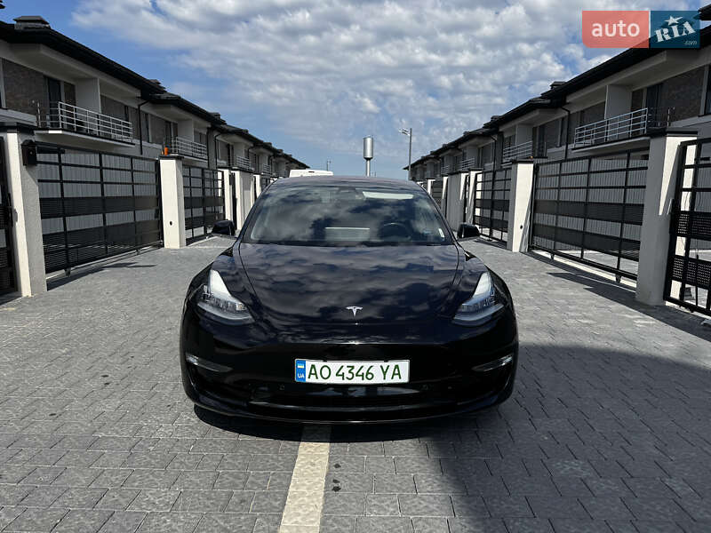 Седан Tesla Model 3 2018 в 