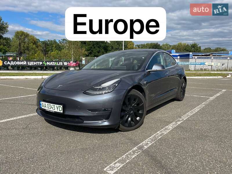 Tesla Model 3 2019