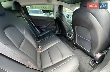 Седан Tesla Model 3 2018 в 