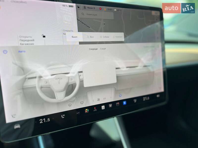 Седан Tesla Model 3 2018 в Коломиї