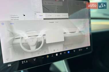 Седан Tesla Model 3 2018 в 