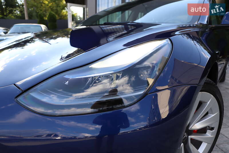 Седан Tesla Model 3 2022 в Дрогобичі фото 14 Седан Tesla Model 3 2022 в Дрогобичі