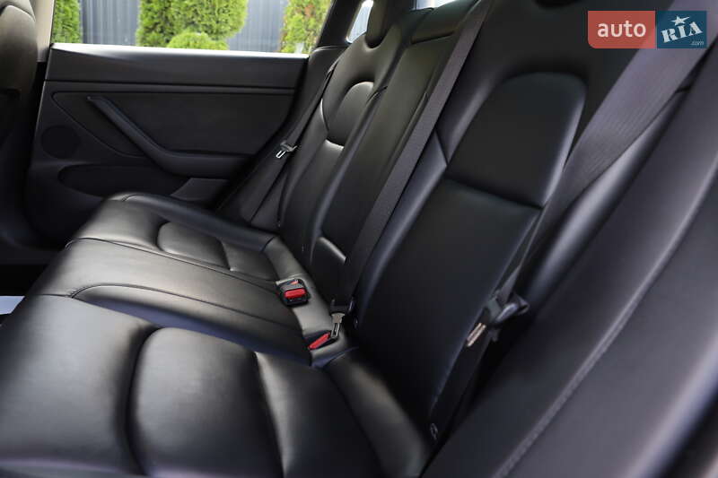 Седан Tesla Model 3 2022 в Дрогобичі фото 83 Седан Tesla Model 3 2022 в Дрогобичі