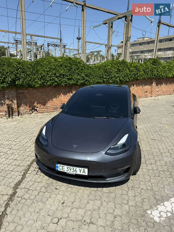 Седан Tesla Model 3 2023 в Чернівцях фото 3 Седан Tesla Model 3 2023 в Чернівцях