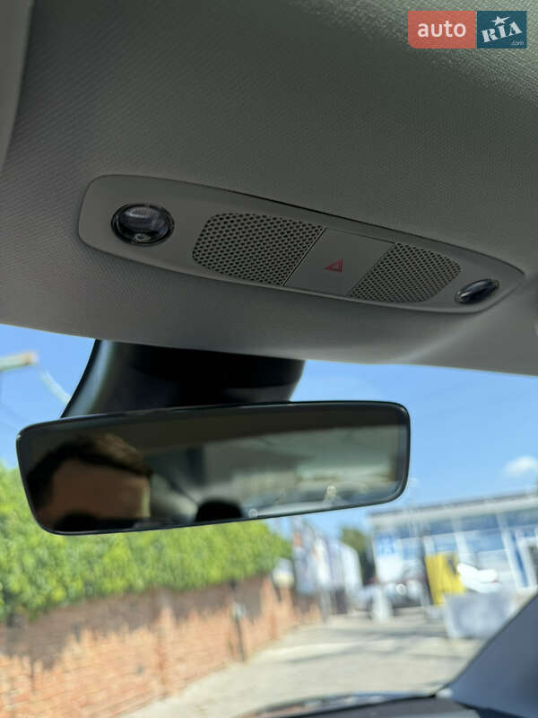 Седан Tesla Model 3 2023 в Чернівцях фото 30 Седан Tesla Model 3 2023 в Чернівцях