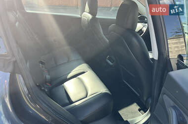 Седан Tesla Model 3 2020 в 