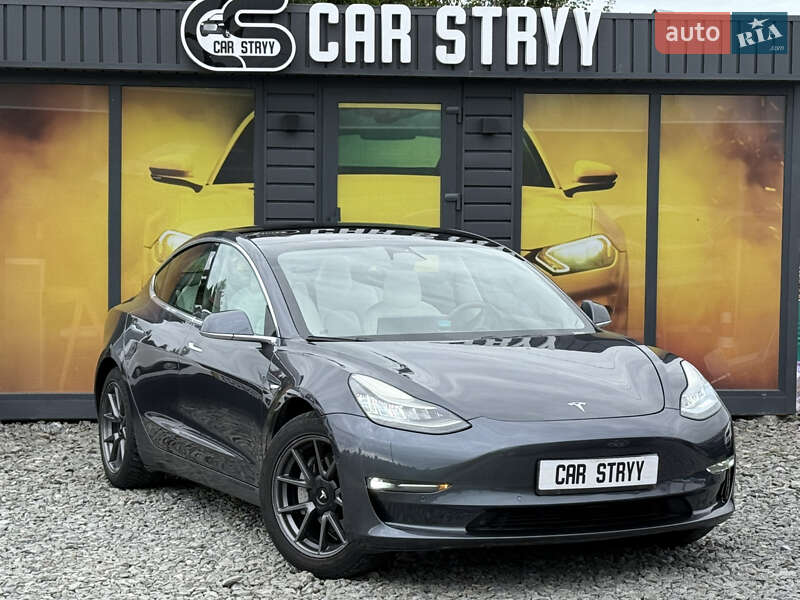 Tesla Model 3 2019