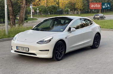 Седан Tesla Model 3 2019 в 