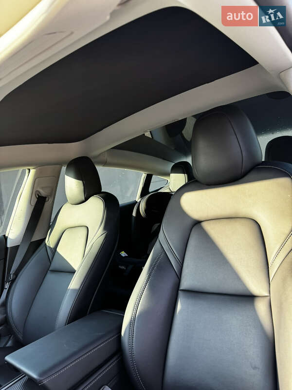 Седан Tesla Model 3 2023 в Львове фото 10 Седан Tesla Model 3 2023 в Львове