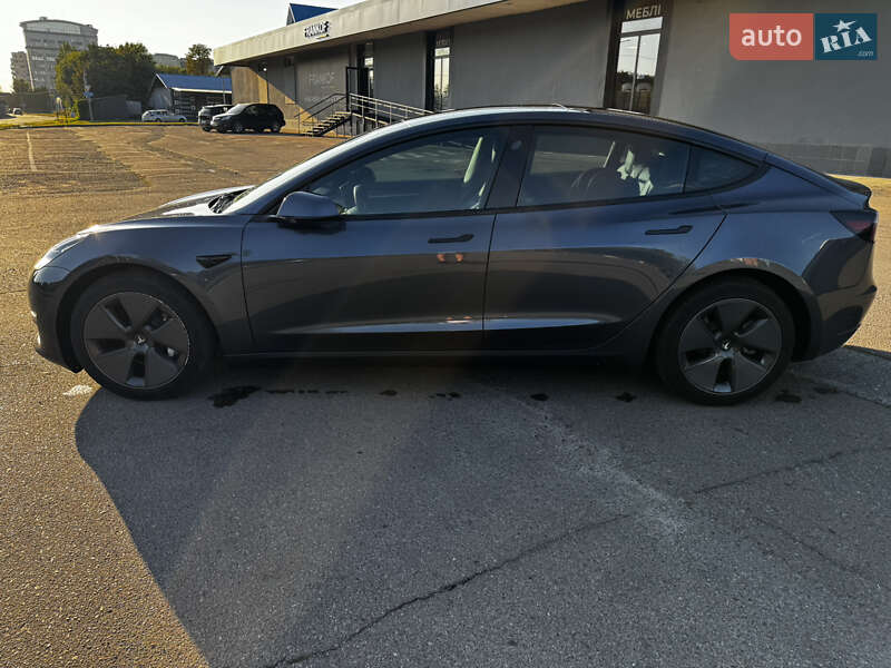 Седан Tesla Model 3 2023 в Львове фото 7 Седан Tesla Model 3 2023 в Львове