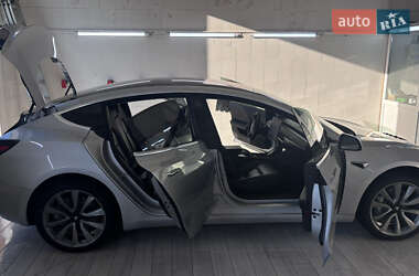 Седан Tesla Model 3 2018 в 