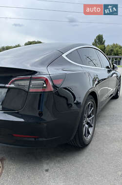 Седан Tesla Model 3 2018 в 