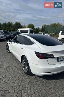 Седан Tesla Model 3 2019 в 