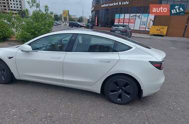 Седан Tesla Model 3 2018 в Киеве