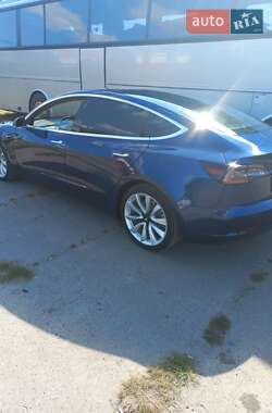 Седан Tesla Model 3 2018 в Шептицькому