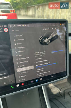 Седан Tesla Model 3 2019 в 