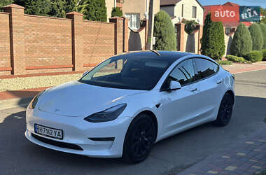 Седан Tesla Model 3 2021 в Одессе