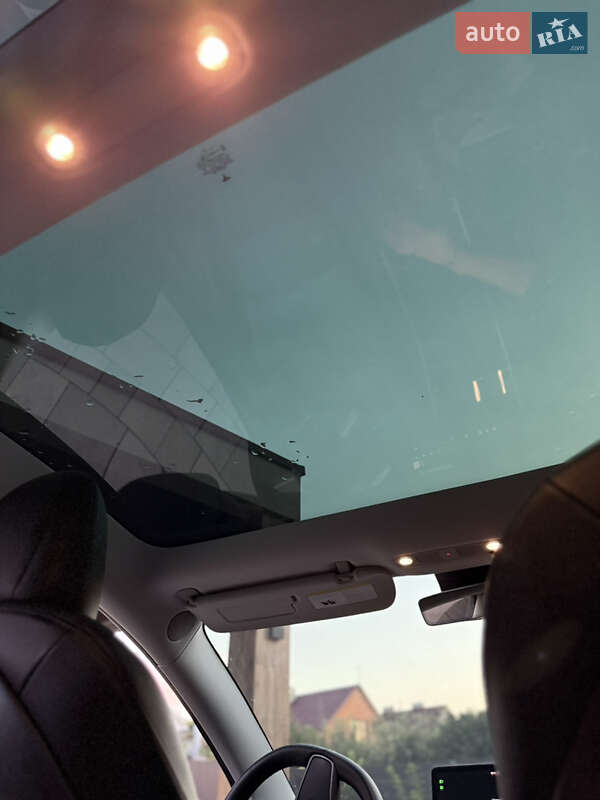 Седан Tesla Model 3 2020 в Виноградове