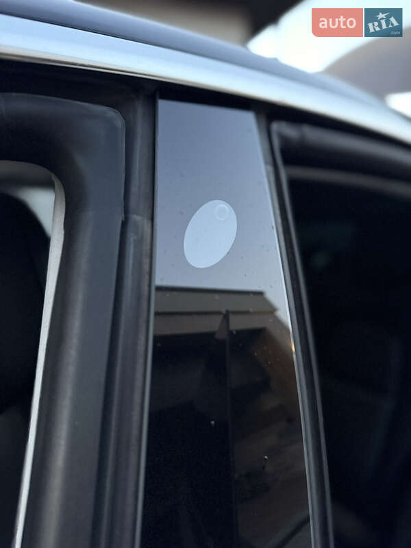 Седан Tesla Model 3 2020 в Берегово