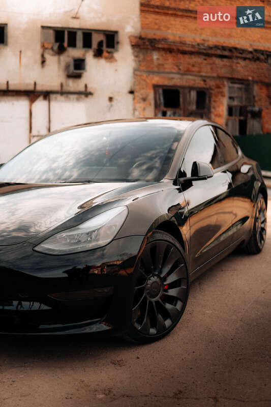 Седан Tesla Model 3 2023 в Измаиле фото 5 Седан Tesla Model 3 2023 в Измаиле
