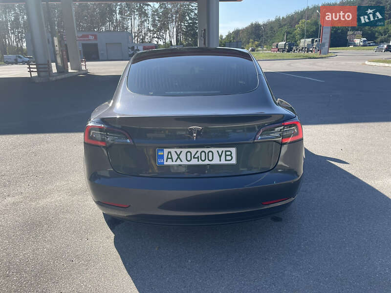 Седан Tesla Model 3 2018 в Харкові