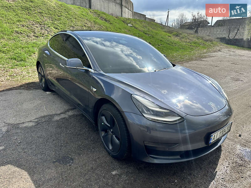 Седан Tesla Model 3 2019 в Белой Церкви