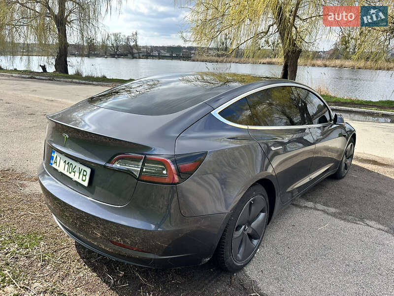 Седан Tesla Model 3 2019 в Белой Церкви
