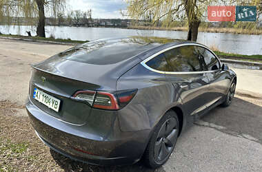Седан Tesla Model 3 2019 в 